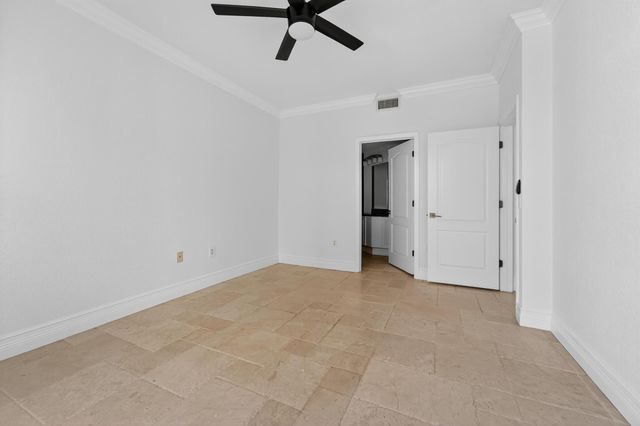 11015 Legacy Lane 304, Palm Beach Gardens, FL 33410