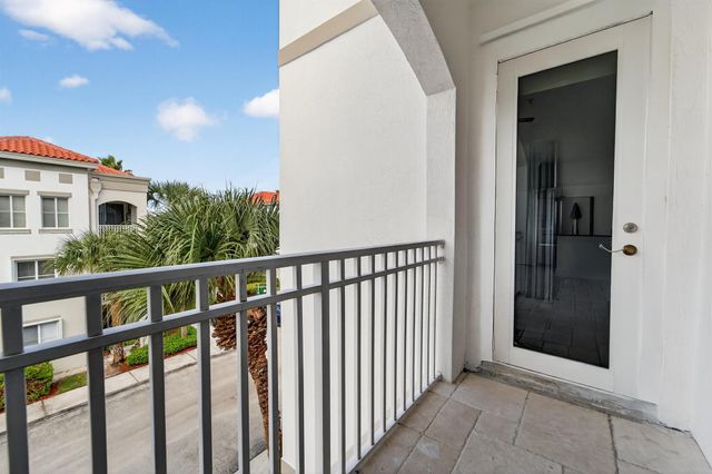 11015 Legacy Lane 304, Palm Beach Gardens, FL 33410