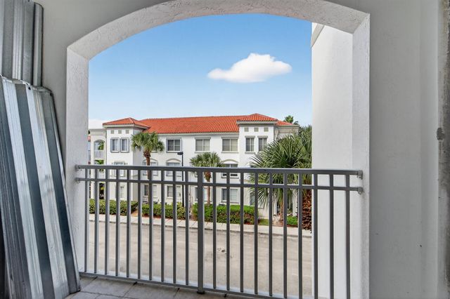 11015 Legacy Lane 304, Palm Beach Gardens, FL 33410