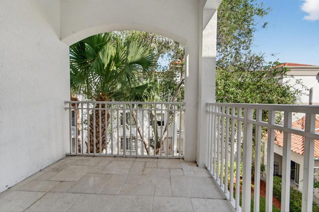 11015 Legacy Lane 304, Palm Beach Gardens, FL 33410