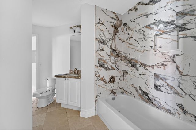 11015 Legacy Lane 304, Palm Beach Gardens, FL 33410