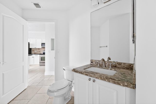 11015 Legacy Lane 304, Palm Beach Gardens, FL 33410