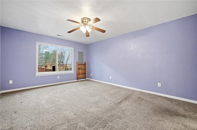 102 Gallo CT, Williamsburg, VA 23185