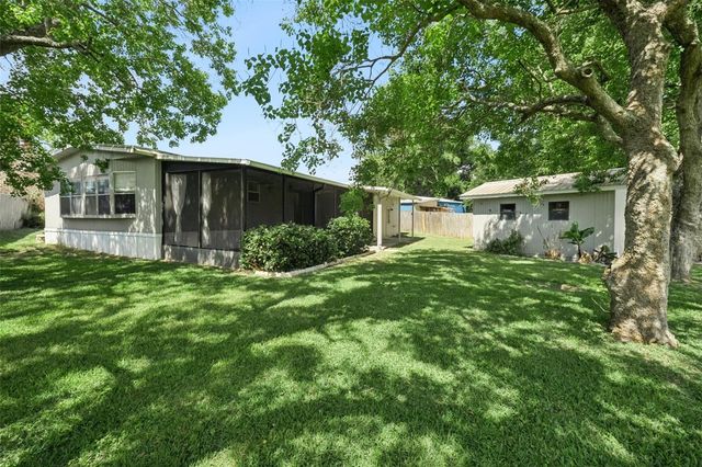 16802 SUGAR BERRY LANE, Montverde, FL 34756