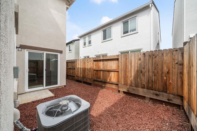 2712 Bedell St, Lincoln, CA 95648