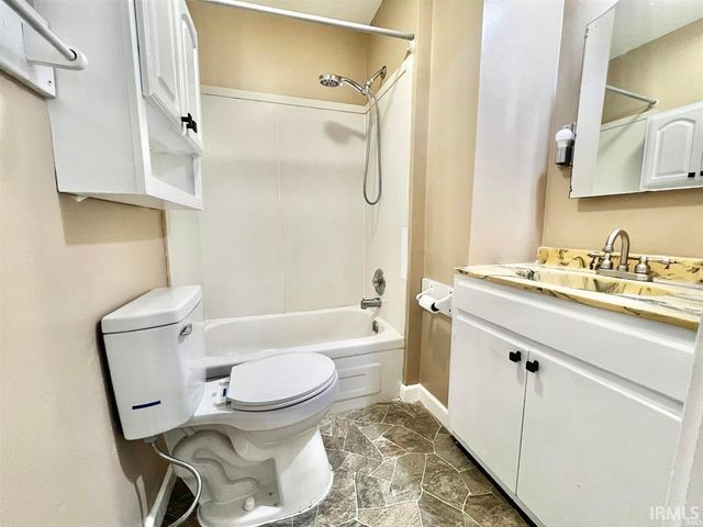 1926 W Indiana Street, Evansville, IN 47712