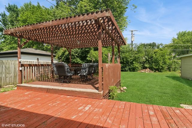 1016 BEVERLY Drive, Wheeling, IL 60090