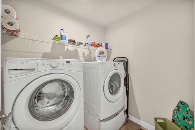 172 Eagle Circle, Amherst, OH 44001