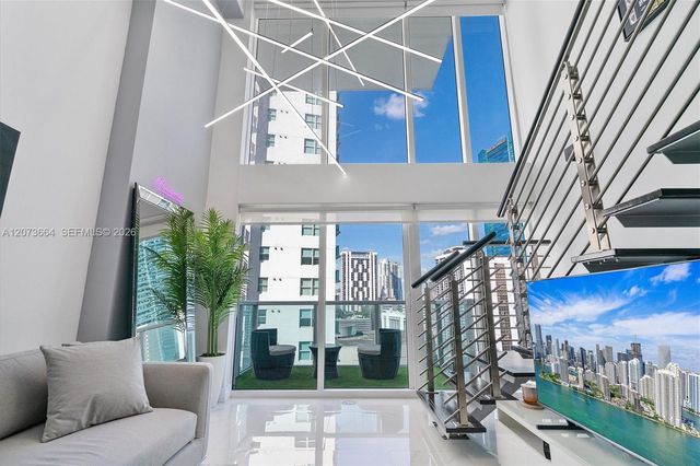 41 SE 5th Street 1111, Miami, FL 33131
