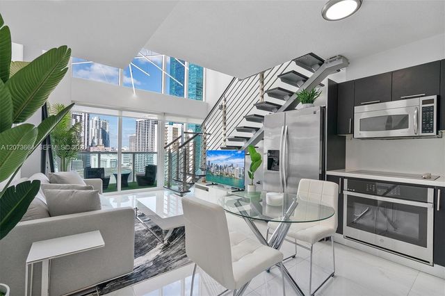 41 SE 5th Street 1111, Miami, FL 33131