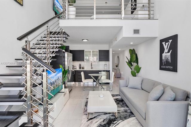 41 SE 5th Street 1111, Miami, FL 33131