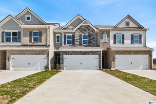 4532 VILLAGE SPRINGS SQUARE # 5, Fultondale, AL 35068