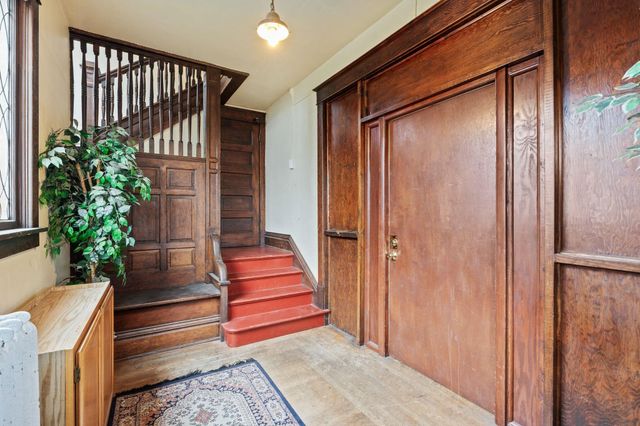 927 E Augusta Ave, Spokane, WA 99207