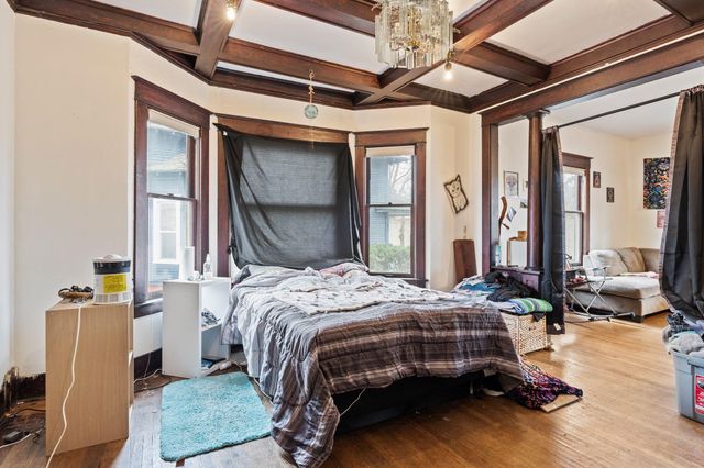 927 E Augusta Ave, Spokane, WA 99207