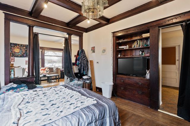 927 E Augusta Ave, Spokane, WA 99207