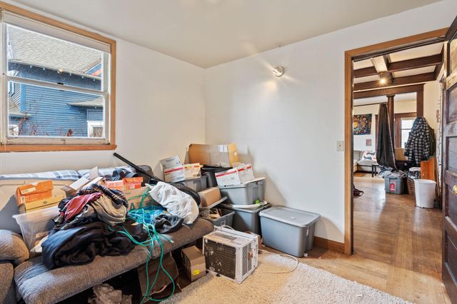 927 E Augusta Ave, Spokane, WA 99207