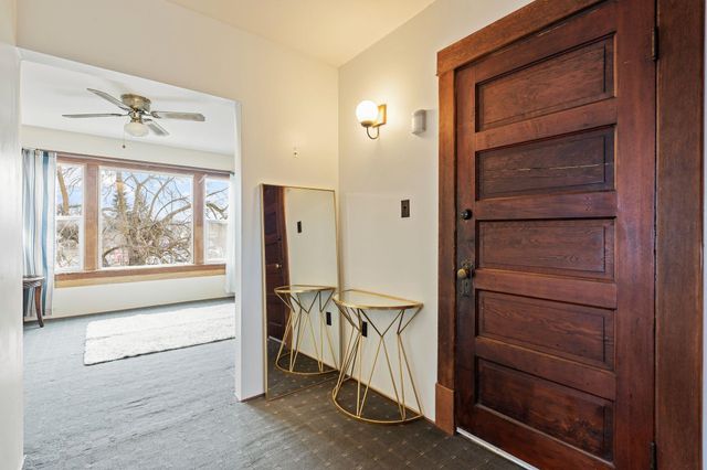 927 E Augusta Ave, Spokane, WA 99207