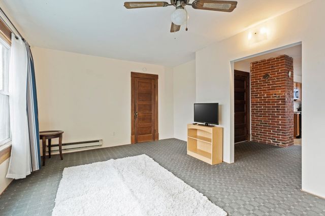 927 E Augusta Ave, Spokane, WA 99207