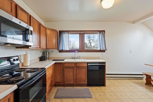 927 E Augusta Ave, Spokane, WA 99207