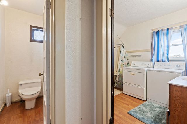 927 E Augusta Ave, Spokane, WA 99207