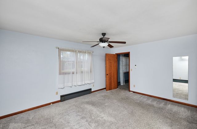 212 NE Elm Street, Greenfield, IA 50849