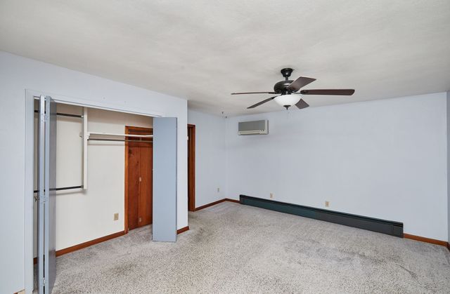 212 NE Elm Street, Greenfield, IA 50849