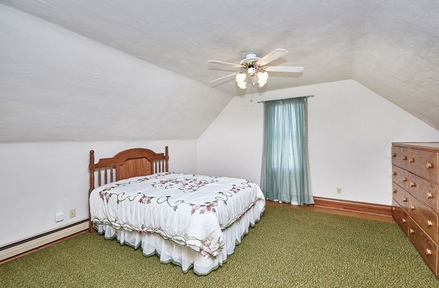 212 NE Elm Street, Greenfield, IA 50849