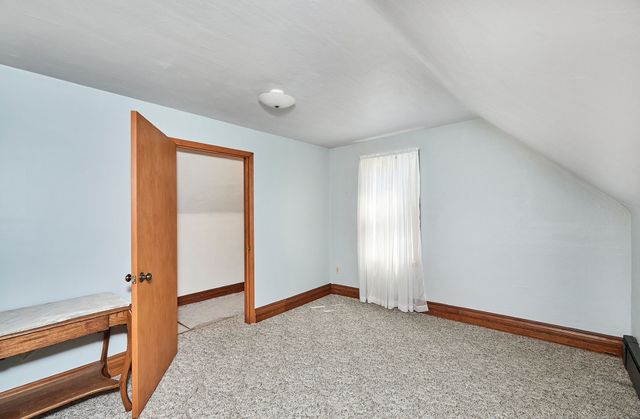 212 NE Elm Street, Greenfield, IA 50849