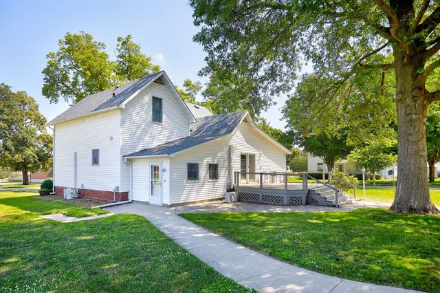 212 NE Elm Street, Greenfield, IA 50849
