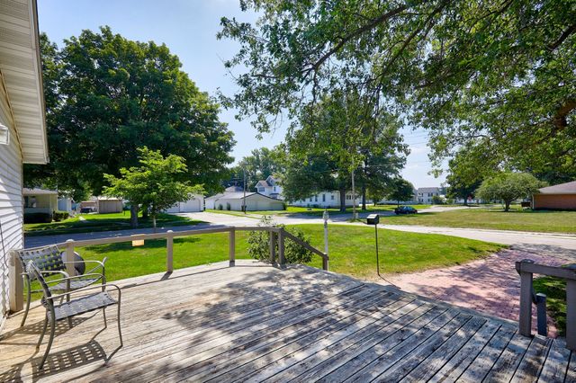 212 NE Elm Street, Greenfield, IA 50849