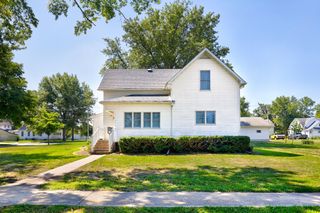 212 NE Elm Street, Greenfield, IA 50849