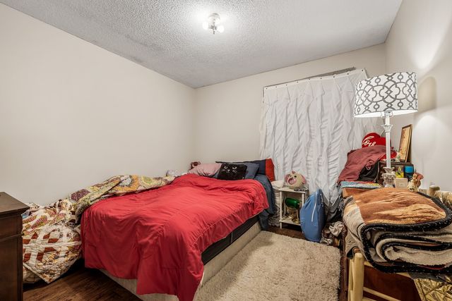 210 Crenshaw Rd, Hartsville, TN 37074