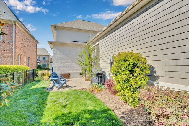 1068 Belmont Village Drive, Belmont, NC 28012