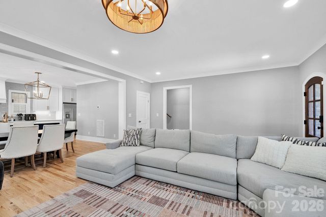 1068 Belmont Village Drive, Belmont, NC 28012