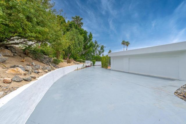 48295 Alder Lane, Palm Desert, CA 92260
