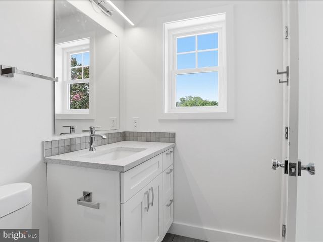 1425 HALLIE ST SW, Edgewater, MD 21037