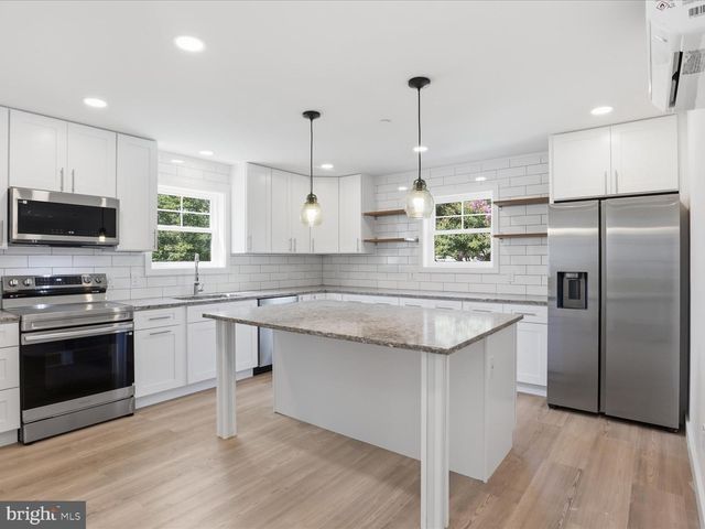 1425 HALLIE ST SW, Edgewater, MD 21037