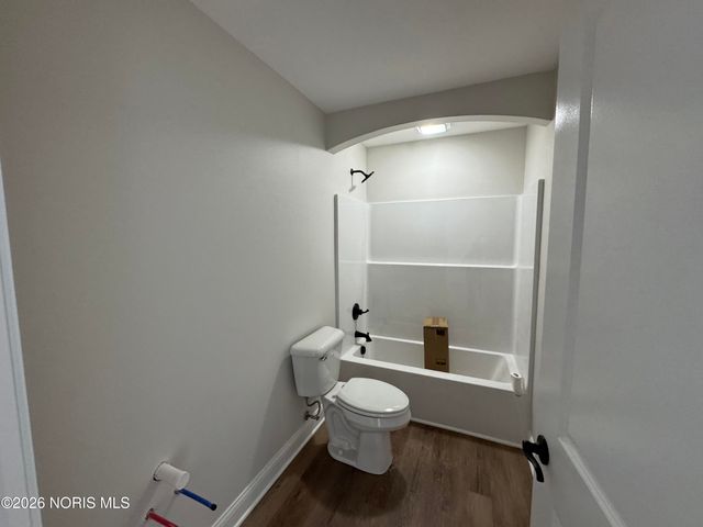 1314 Limerick Lane, Waterville, OH 43566