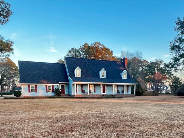684 N Wilkinson Drive, St Pauls, NC 28384