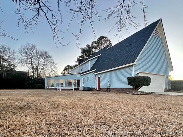 684 N Wilkinson Drive, St Pauls, NC 28384