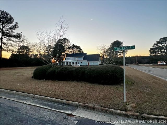 684 N Wilkinson Drive, St Pauls, NC 28384