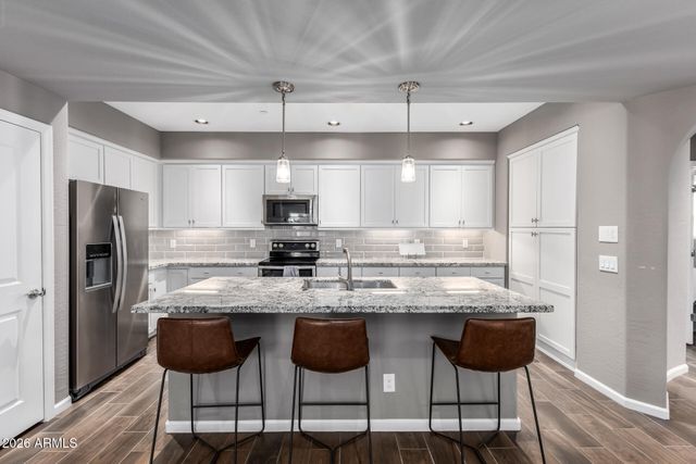 3935 E ROUGH RIDER Road 1350, Phoenix, AZ 85050