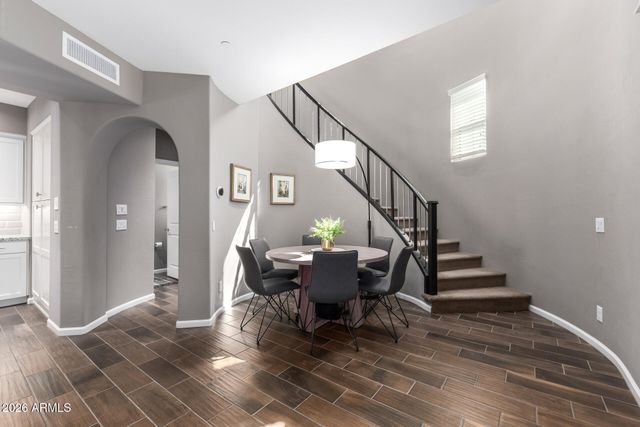 3935 E ROUGH RIDER Road 1350, Phoenix, AZ 85050