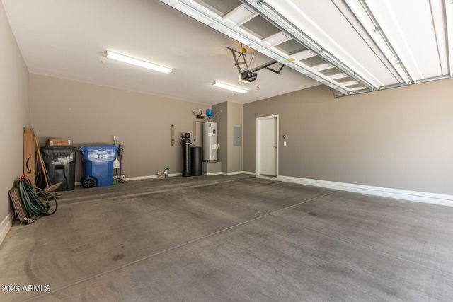 3935 E ROUGH RIDER Road 1350, Phoenix, AZ 85050