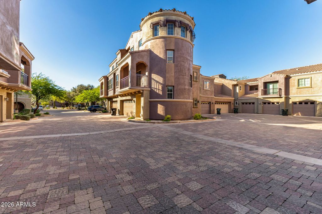 3935 E ROUGH RIDER Road 1350, Phoenix, AZ 85050