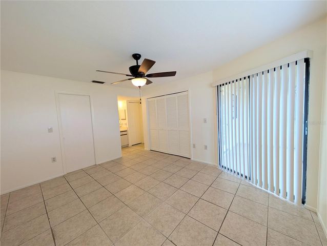 2515 BAYSHORE GARDENS PARKWAY 15, Bradenton, FL 34207