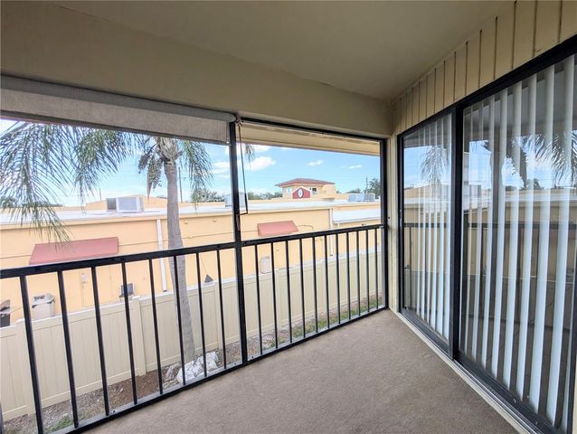 2515 BAYSHORE GARDENS PARKWAY 15, Bradenton, FL 34207