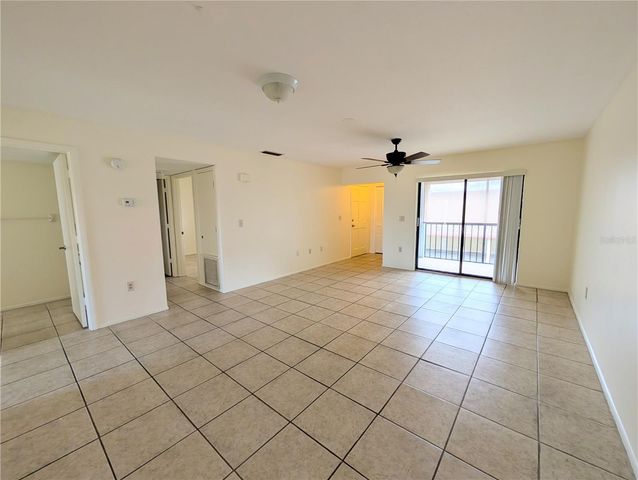 2515 BAYSHORE GARDENS PARKWAY 15, Bradenton, FL 34207