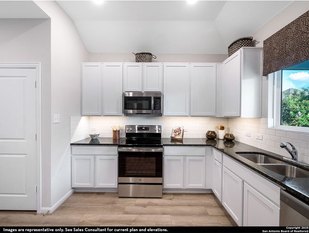 8532 Frostwood Heights, San Antonio, TX 78263