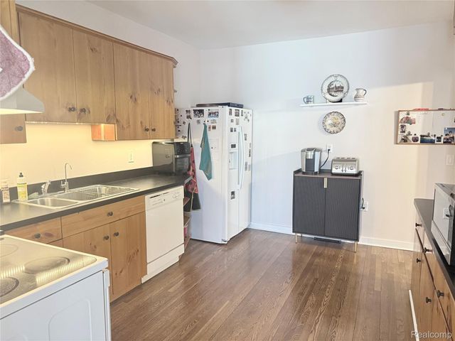 516 Withington Street, Ferndale, MI 48220